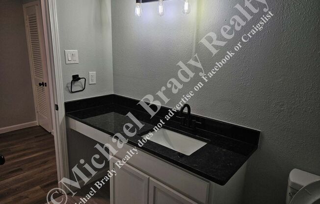 2 beds, 1.5 baths, 1,010 sqft, $1,495, Unit Unit C