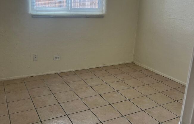 Paris Properties,LLC