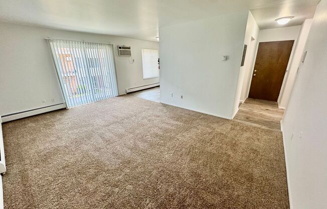 1 bed, 1 bath, 800 sqft, $1,145, Unit 36