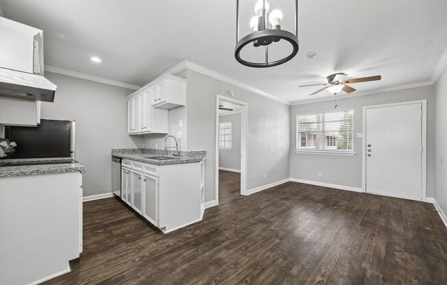 3618 Garrott St Apartments