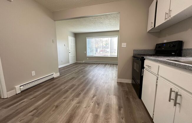 1 bed, 1 bath, 600 sqft, $1,300, Unit 08