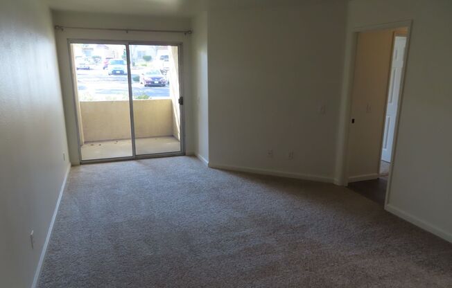 3 beds, 2 baths, $3,450, Unit # 95