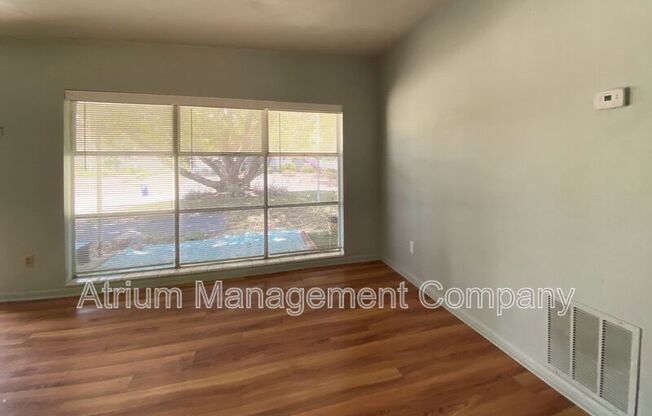 1338 PERUVIAN LN