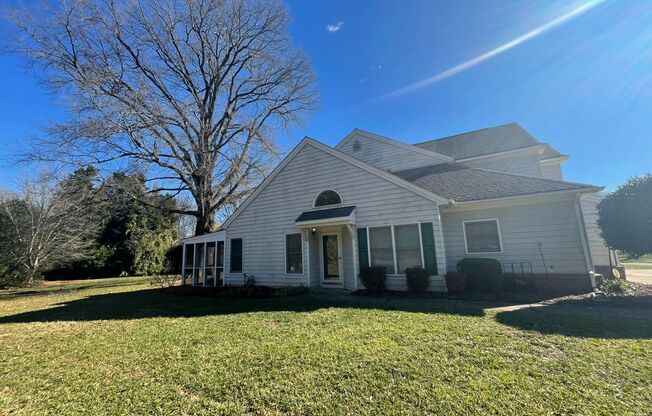 Spacious 3-bedroom home located in Charlotte. $300 off on two months' rent!