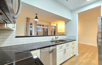 1 Bedroom 1 Bathroom Condo in Bothell - Pet Friendly!