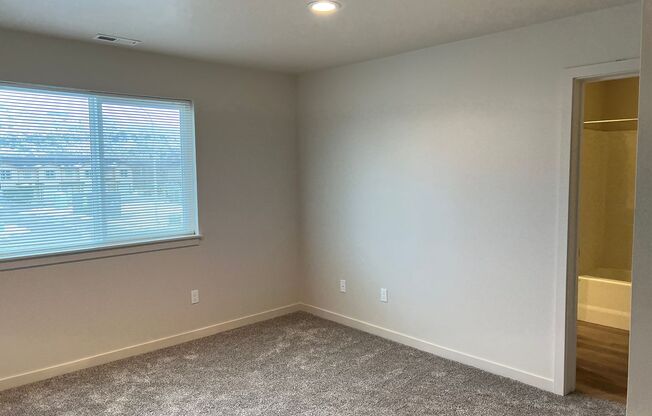 2 beds, 2.5 baths, 1,268 sqft, $1,850, Unit #62