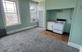 1 bed, 1 bath, 700 sqft, $1,000, Unit D