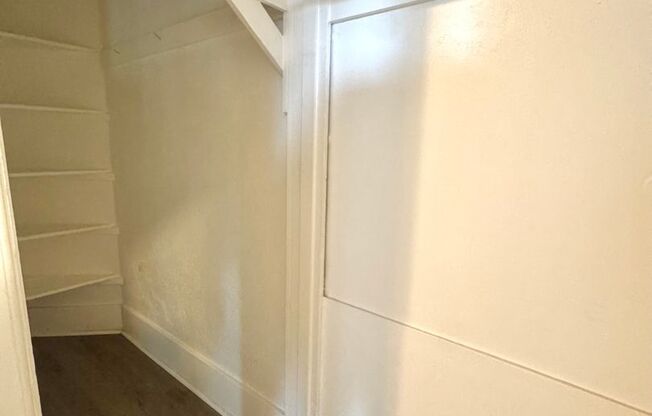 1 bed, 1 bath, 573 sqft, $895, Unit 3