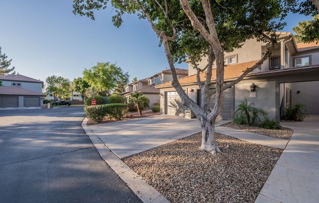GREAT LOCATION! - Arrowhead Country Club!