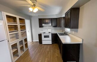 4 beds, 1 bath, $1,400