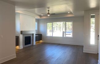 Beautiful home near Shevlin Park