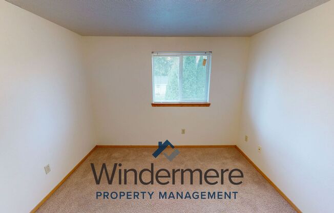 2 beds, 1 bath, 782 sqft, $1,095, Unit 16