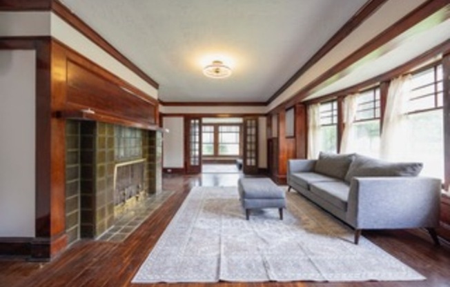 11417 WADE PARK AVE