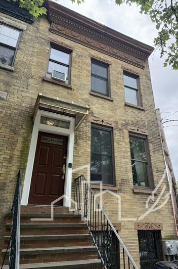 490 19 ST