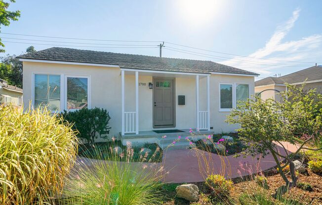 Charming Manhattan Beach Home Rental!