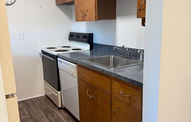 5.1 - Alpha Phase Apartments