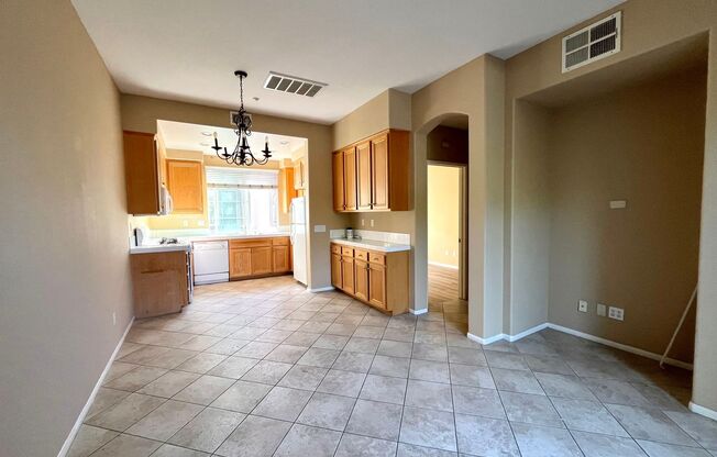 50% off first months rent! Quiet Otay Ranch townhouse, 3bed/3bath now available!