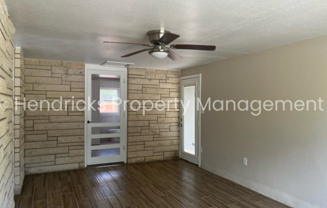 4 beds, 2 baths, $1,500