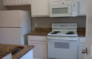 2 beds, 2 baths, 1,007 sqft, $1,450