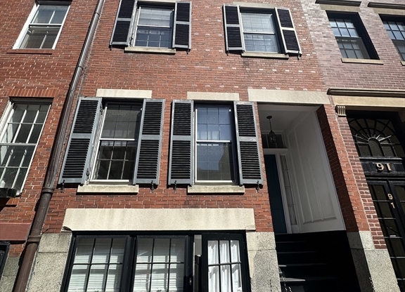 93 W CEDAR