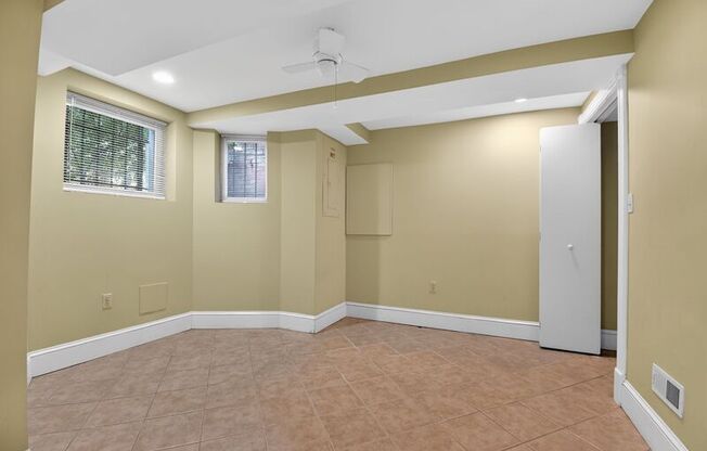 1319 MASSACHUSETTS AVE SE