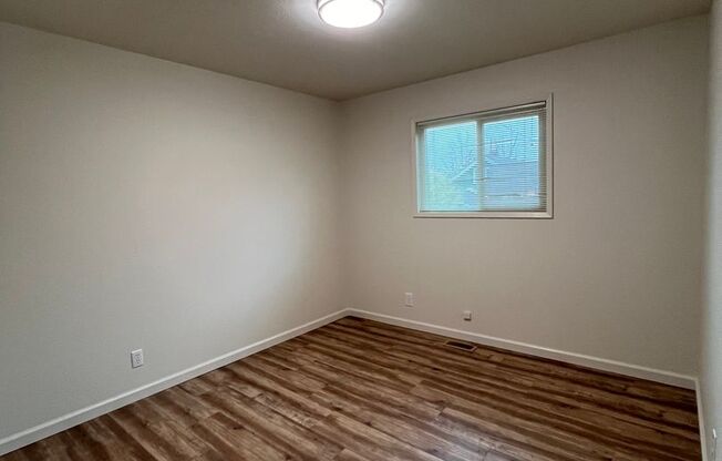 2 beds, 1 bath, $1,750, Unit 907 Wilson