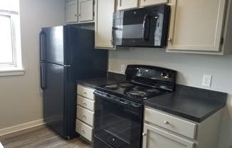 1 bed, 1 bath, 822 sqft, $1,195, Unit 204