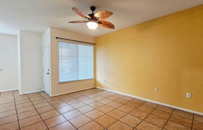 2 Beds and 2 full Bathrooms Condo for Rent