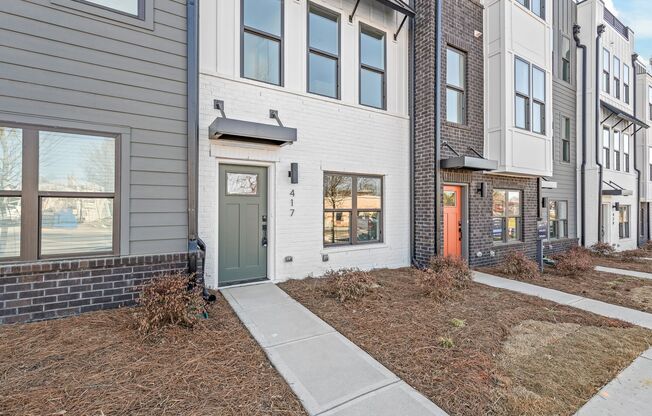 3 Bedroom Townhome in LoSo!
