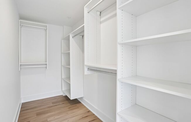 2 beds, 2 baths, 1,000 sqft, $1,950, Unit 303