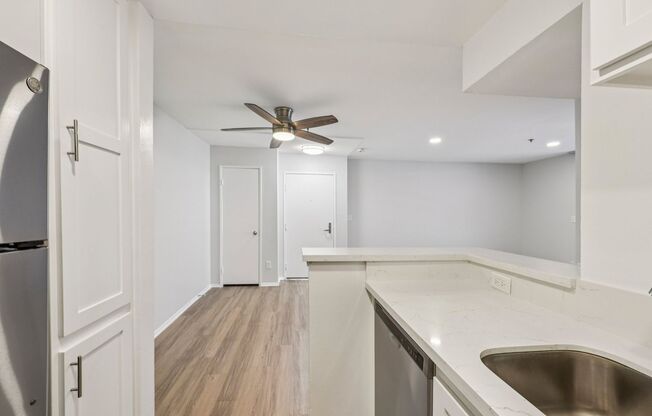 1 bed, 1 bath, 700 sqft, $1,798, Unit 202