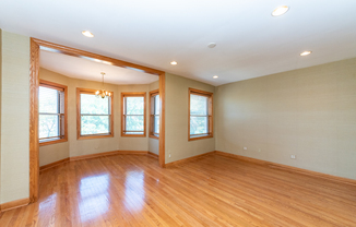 3415 North Elaine Place #2