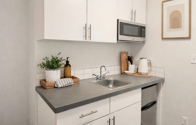 Horizon Greenwood Apartments