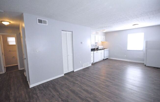 1 bed, 1 bath, $1,180, Unit 1292 D