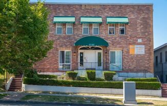 4144 W Adams Blvd