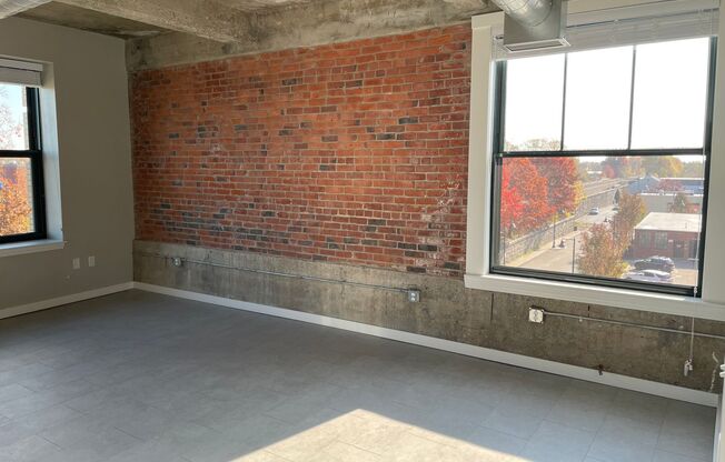 2 beds, 1 bath, 804 sqft, $2,650, Unit Unit #407