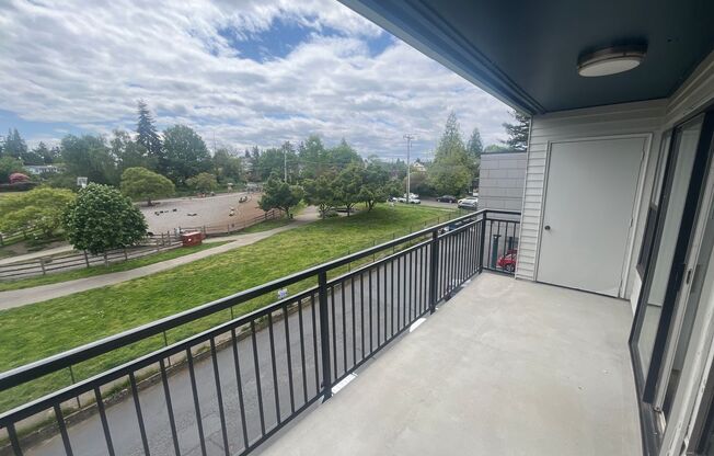 2 beds, 2 baths, 1,100 sqft, $2,695, Unit 3520 - 201