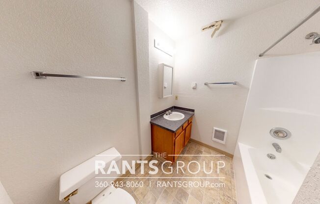 2 beds, 1 bath, 707 sqft, $1,400, Unit 1