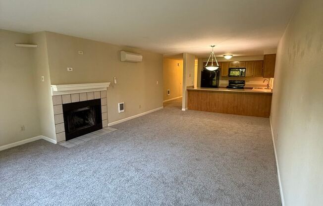 3 beds, 2 baths, $1,895, Unit Unit 45