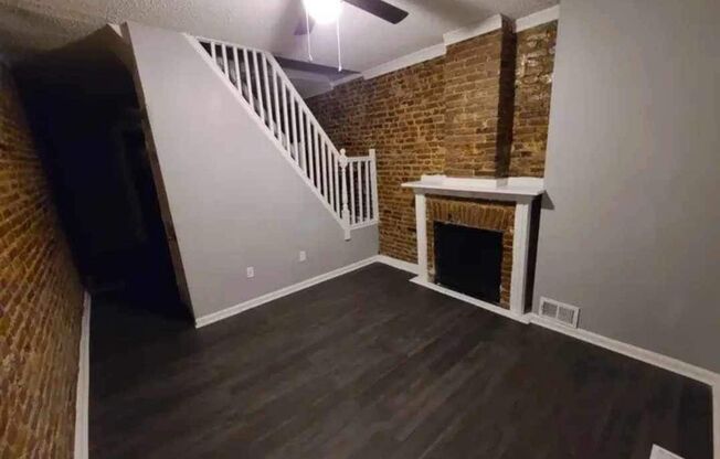3 Bedroom 1 Bathroom Townhouse