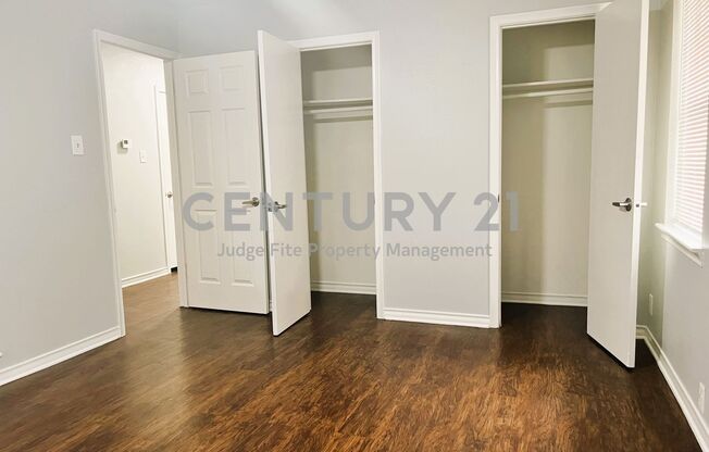 3 beds, 1 bath, $1,425