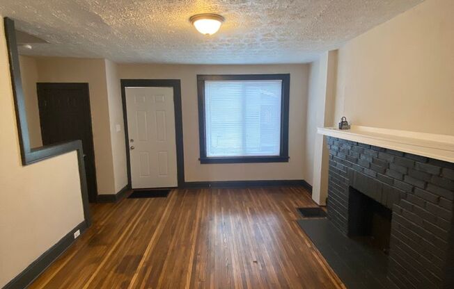 2 beds, 1 bath, $950