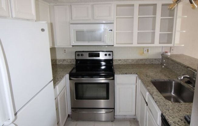Spicewood Townhome for rent