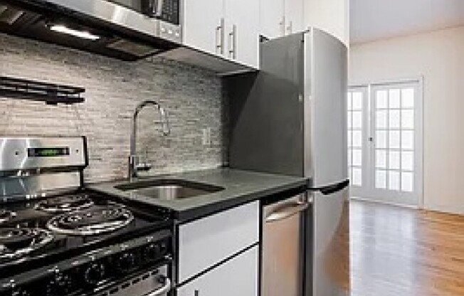 416 W 49 ST