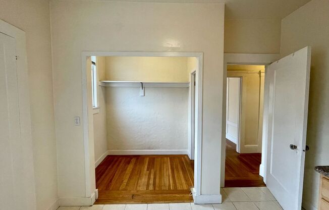 1 bed, 1 bath, $2,995, Unit 08