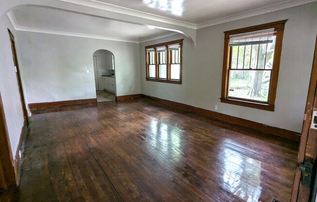 3133 5th St, 2 bedroom house with basement and garage