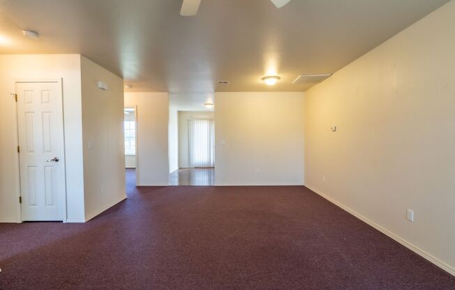 2 beds, 2 baths, $1,100