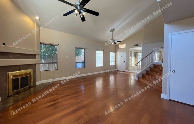 **COMING SOON** BEAUTIFUL 4 BEDROOM 3 BATHROOM HOME IN PHOENIX