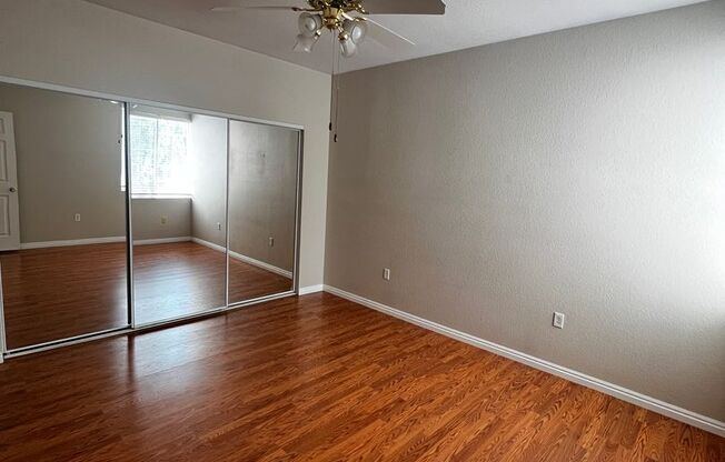 3 beds, 2 baths, $1,695, Unit # 2102