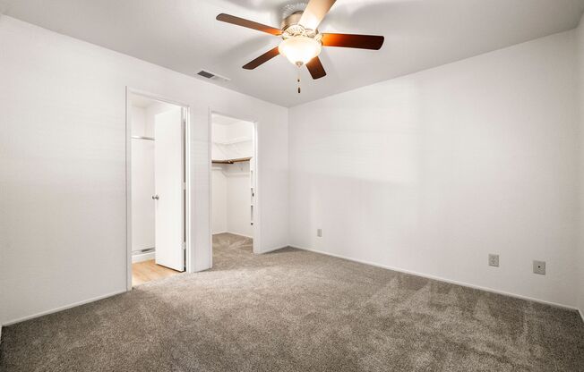 2 beds, 2 baths, 867 sqft, $1,695, Unit 142